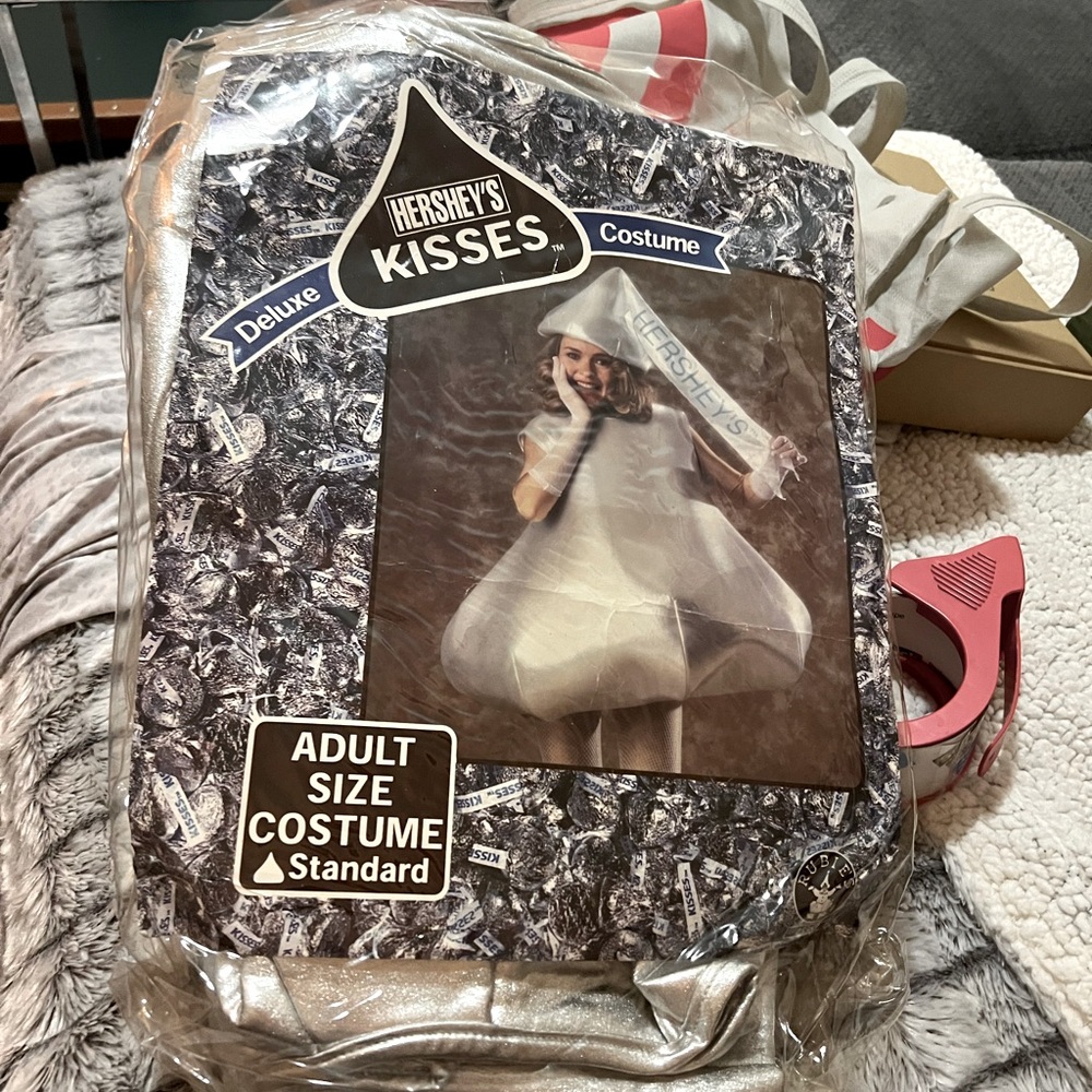 Heresy’s Kisses Adult Costume